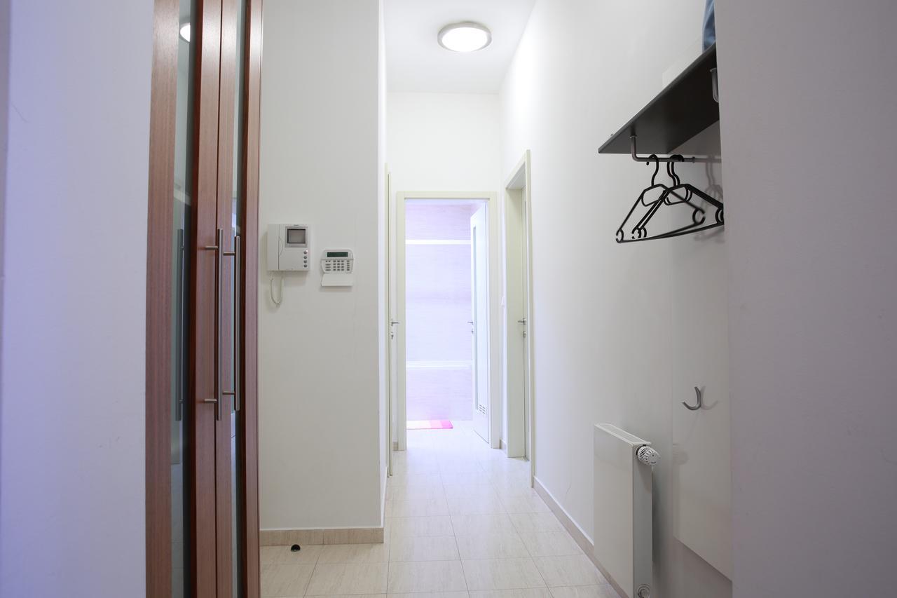 Bellevue Apartment
